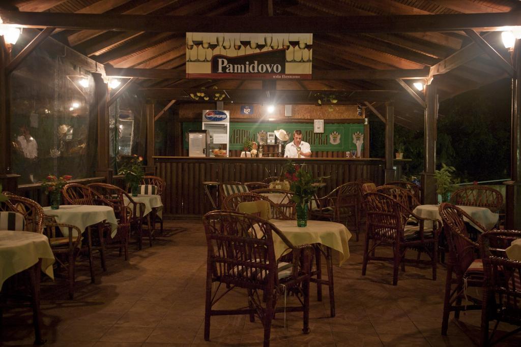 Sunny Varshava Hotel Złote Piaski Zewnętrze zdjęcie
