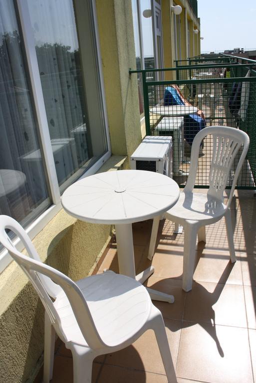 Sunny Varshava Hotel Złote Piaski Pokój zdjęcie