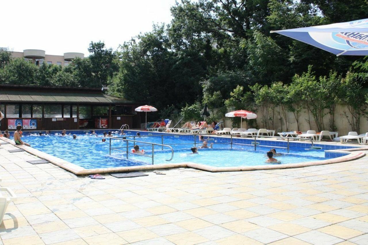 Sunny Varshava Hotel Złote Piaski Zewnętrze zdjęcie