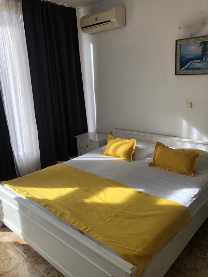 Sunny Varshava Hotel Złote Piaski Zewnętrze zdjęcie